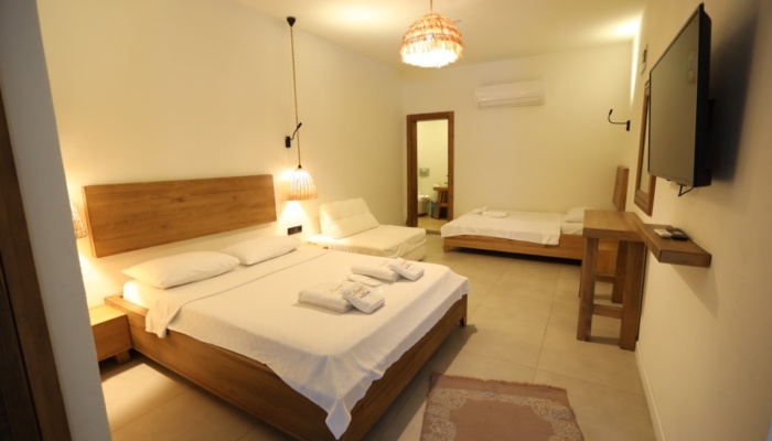 Zümrüt Çıralı Otel Burgazada Otel Odası