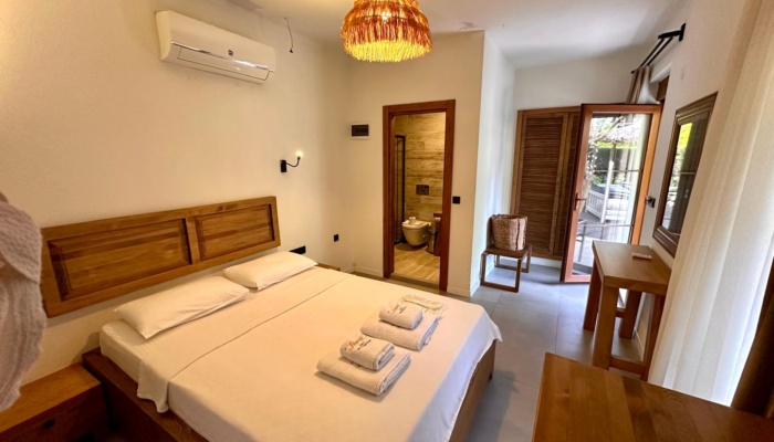 Kınalıada Otel Odası