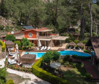 Genel Görünüm Zümrüt Çıralı Otel
